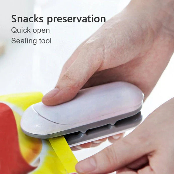 Mini Portable Heat Sealer – 2-in-1 Bag Sealer &amp; Cutter | Perfect for Snack Packaging | Compact, Easy to Use | Dubai Must-Have Kitchen Gadget